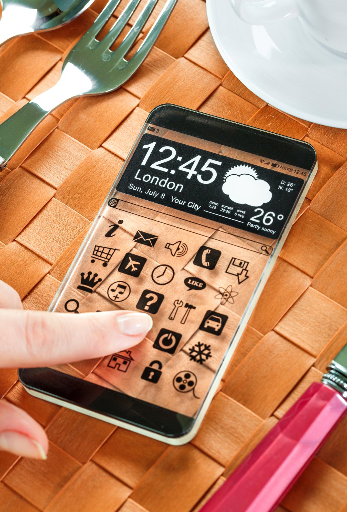 Phone with calendar and grocery list app